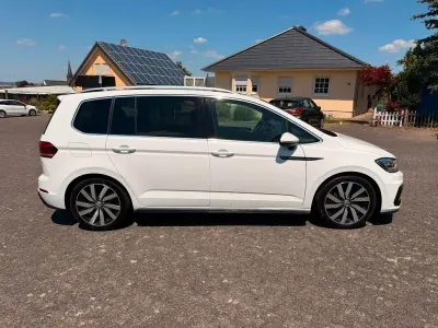 Gebraucht VW Touran Highline 150 PS (110 kW) 2016 Weiß Van / Kleinbus