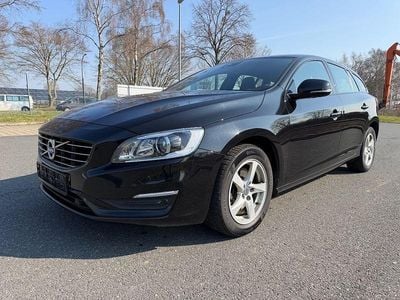 Gebraucht Volvo V60 Linje Svart 190 PS (139 kW) 2016 Schwarz Kombi