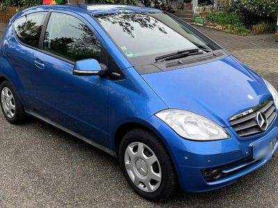 Usata Mercedes A150 90 CV (66 kW) 2009 Blu Utilitaria