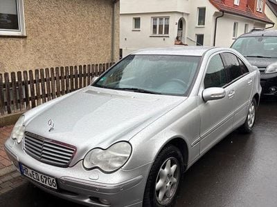 Gebraucht Mercedes C200 Elegance 163 PS (119 kW) 2001 Silber Limousine