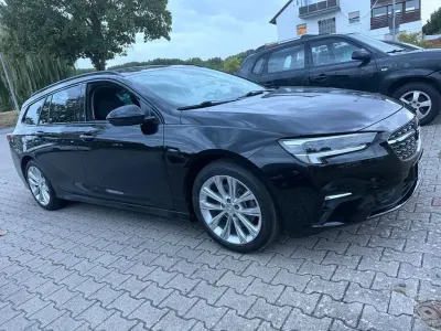 Gebraucht Opel Insignia 174 PS (127 kW) 2021 Schwarz Kombi