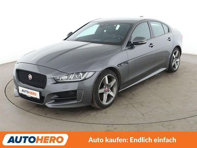 Gebraucht Jaguar XE R-Sport 180 PS (132 kW) 2019 Grau Limousine