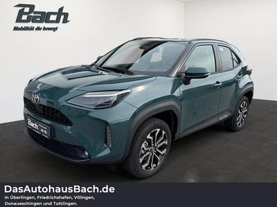 Neu Toyota Yaris Cross 131 PS (96 kW) 2026 Everest green SUV