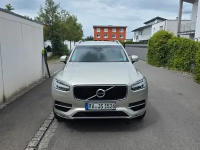 Gebraucht Volvo XC90 Momentum 224 PS (164 kW) 2016 Gold SUV