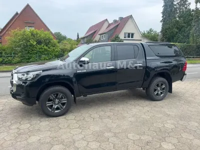 Gebraucht Toyota HiLux Comfort 150 PS (110 kW) 2021 Schwarz Pickup