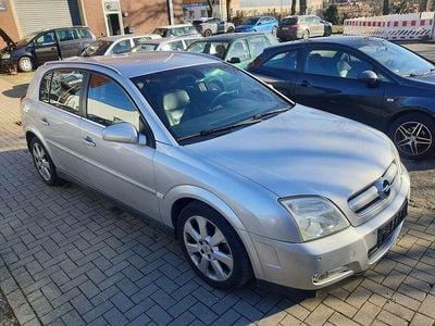 Gebraucht Opel Signum Cosmo 155 PS (114 kW) 2003 Silber Kleinwagen