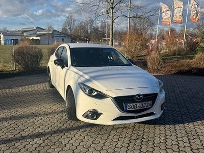 Weiß Gebraucht 2014 Mazda 3 Sports-Line Limousine | 11.500 € (Teuer)