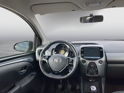 Gebraucht Toyota Aygo X-play 72 PS (52 kW) 2020 Grau Kleinwagen
