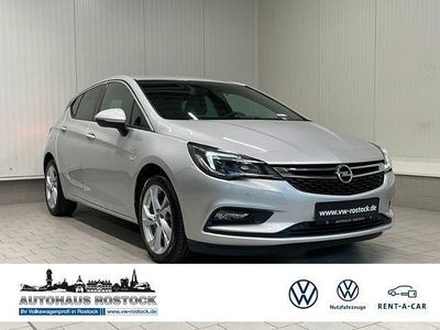 Gebraucht Opel Astra Dynamic 105 PS (77 kW) 2017 Argon silber (metallic) Limousine