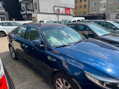 Second-hand Kia Optima 188 CP (138 kW) 2016 Albastru Berlinǎ