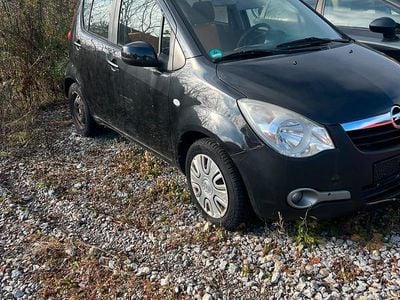 Opel Agila