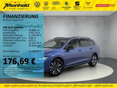Gebraucht VW Golf VIII Goal 150 PS (110 kW) 2025 Anemonenblau metallic Kombi