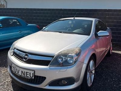 Gebraucht Opel Astra Cabriolet 140 PS (102 kW) 2006 Silber Cabrio