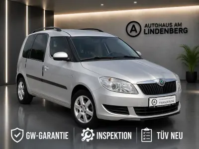 Gebraucht Skoda Roomster Plus Edition 69 PS (50 kW) 2011 Silber Van / Kleinbus