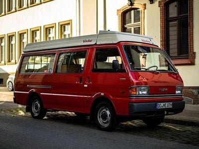 Rot Gebraucht 1987 Mazda E Series Van | 24.500 €