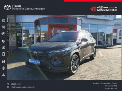Neu Toyota Corolla Cross 178 PS (130 kW) 2026 Black mica metallic SUV