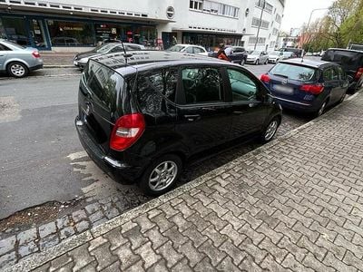 Second-hand Mercedes A160 82 CP (60 kW) 2012 Negru Break