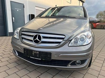 Usata Mercedes B180 109 CV (80 kW) 2008 Grigio Monovolume
