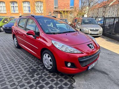 Gebraucht Peugeot 207 Tendance 95 PS (69 kW) 2011 Rouge aden Kombi