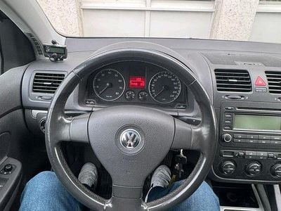 VW Golf V