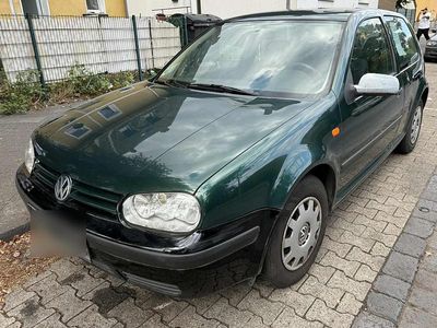VW Golf IV