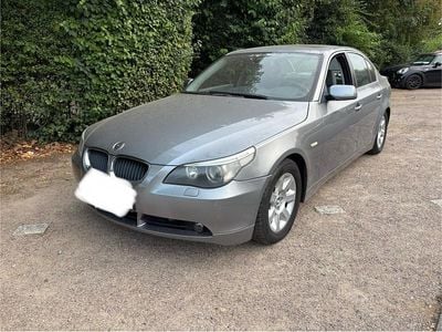 BMW 525