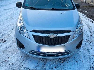 Grau Gebraucht 2012 Chevrolet Spark Kleinwagen | 3.000 € (Fairer Preis)