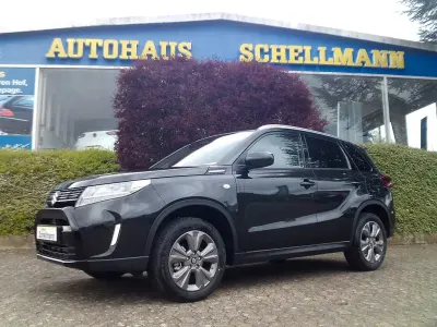 Neu Suzuki Vitara Comfort 109 PS (80 kW) 2026 Schwarz SUV