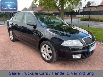 gebraucht Skoda Octavia 2.0 TDI / DSG / Ambiente / Lim./ 1.Hand