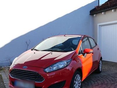 Rot Gebraucht 2014 Ford Fiesta Kleinwagen | 4.500 € (Guter Preis)