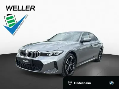 Używany BMW 330e M Sport 292 KM (214 kW) 2025 Szary Sedan/Limuzyna