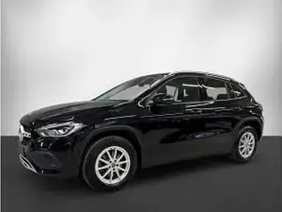 Gebraucht Mercedes GLA250 160 PS (117 kW) 2022 Schwarz (nachtschwarz  unilack) SUV
