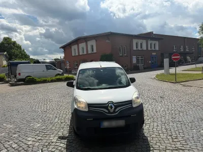 Gebraucht Renault Kangoo Expression 90 PS (66 kW) 2015 Weiß Van / Kleinbus