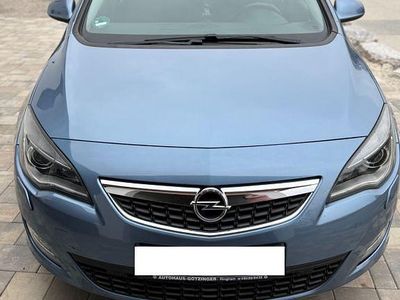 Usata Opel Astra Sport 140 CV (102 kW) 2010 Blu Station wagon
