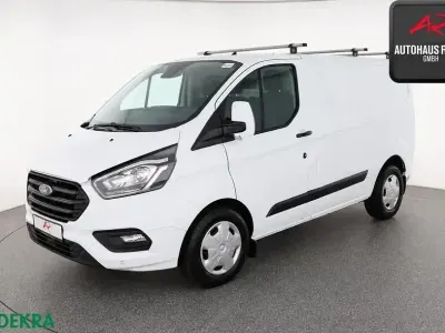 Gebraucht Ford Transit Custom 131 PS (96 kW) 2020 Weiß Van / Kleinbus