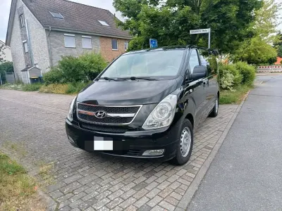 Gebraucht Hyundai H-1 Comfort 170 PS (125 kW) 2011 Schwarz Van / Kleinbus