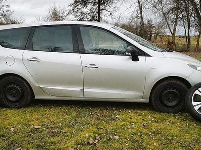 Gebraucht Renault Grand Scénic III Bose Edition 131 PS (96 kW) 2011 Silber Van / Kleinbus