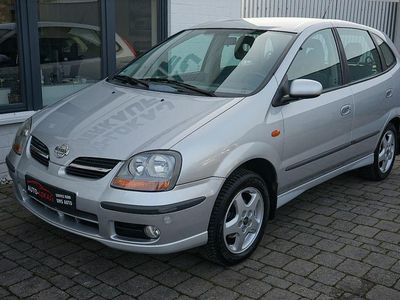 Gebraucht Nissan Almera Acenta 116 PS (85 kW) 2001 Silber Limousine