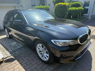 Gebraucht BMW 318 Shadowline 150 PS (110 kW) 2021 Schwarz Kombi