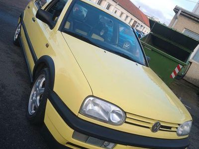 Gelb Gebraucht 1996 VW Golf III Conceptline Limousine | 7.999 €