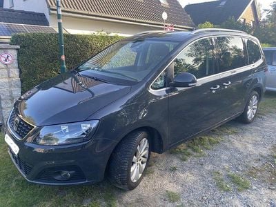 Grau Gebraucht 2021 Seat Alhambra Style Van / Kleinbus | 22.890 € (Guter Preis)