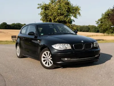 Gebraucht BMW 118 143 PS (105 kW) 2009 Schwarz Kleinwagen