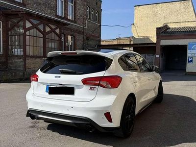 Usata Ford Focus ST 280 CV (205 kW) 2020 Berlina