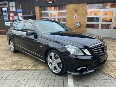 Usata Mercedes E350 AMG line 265 CV (194 kW) 2011 Nero Station wagon