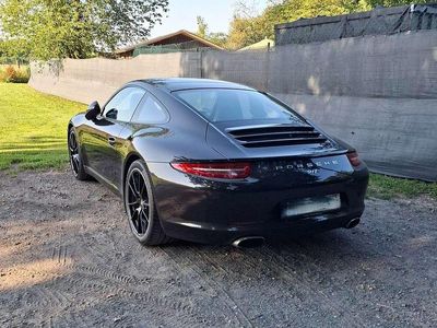 Porsche 911 Carrera