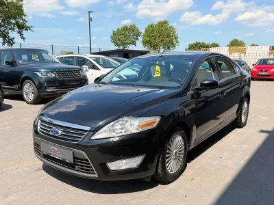 Gebraucht Ford Mondeo Ghia 160 PS (117 kW) 2010 Schwarz Limousine