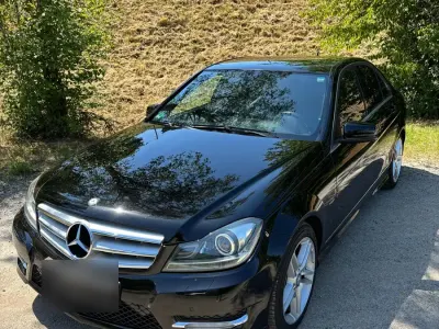 Gebraucht Mercedes C200 Sport 184 PS (135 kW) 2013 Schwarz Limousine
