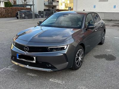 Gebraucht Opel Astra Business Elegance 131 PS (96 kW) 2023 Grau Limousine