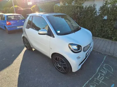 Second-hand Smart ForTwo Cabrio Passion 90 CP (66 kW) 2016 Alb Cabrio