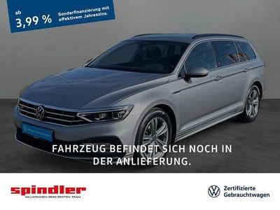 Second-hand VW Passat Business 200 CP (147 kW) 2023 Argintiu Break